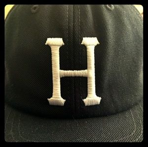 Huf adjustable black hat